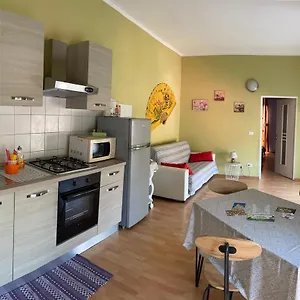 https://appartamento-alessandra.hotelitalianriviera.com